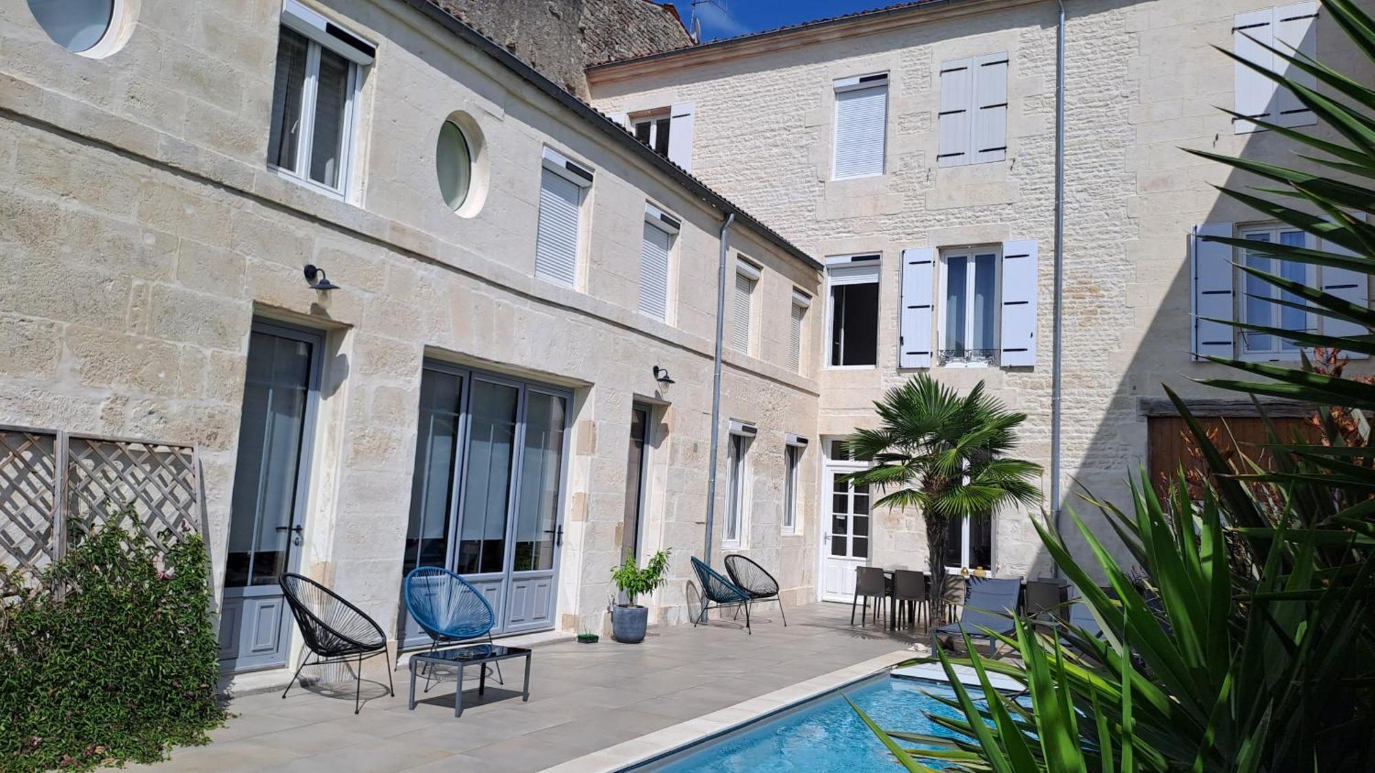 L'Angely - Chambres D'Hotes Niort Luaran gambar